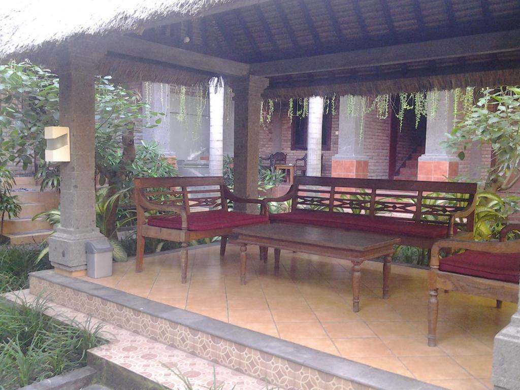 Kedin'S Inn Seminyak  Exterior photo